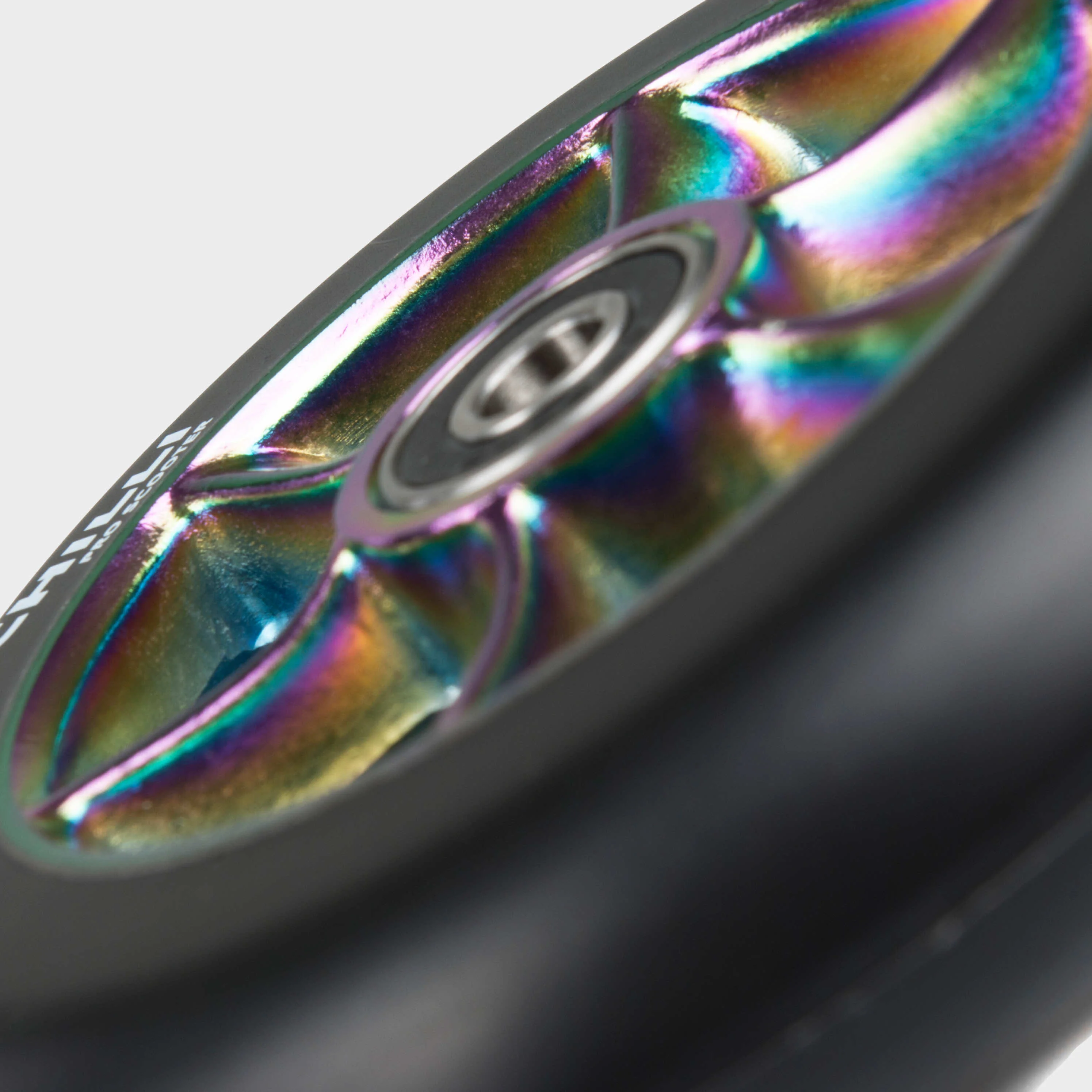 Chilli Stunt Turbo Wheel: Neochrome - Image 3