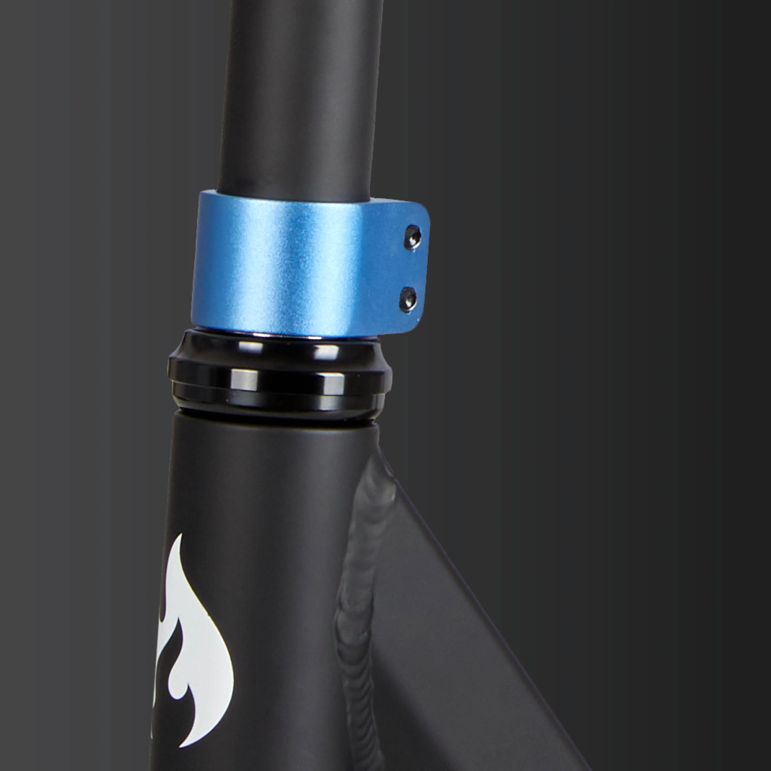 Chilli Base Stunt Scooter: Blue - Image 7
