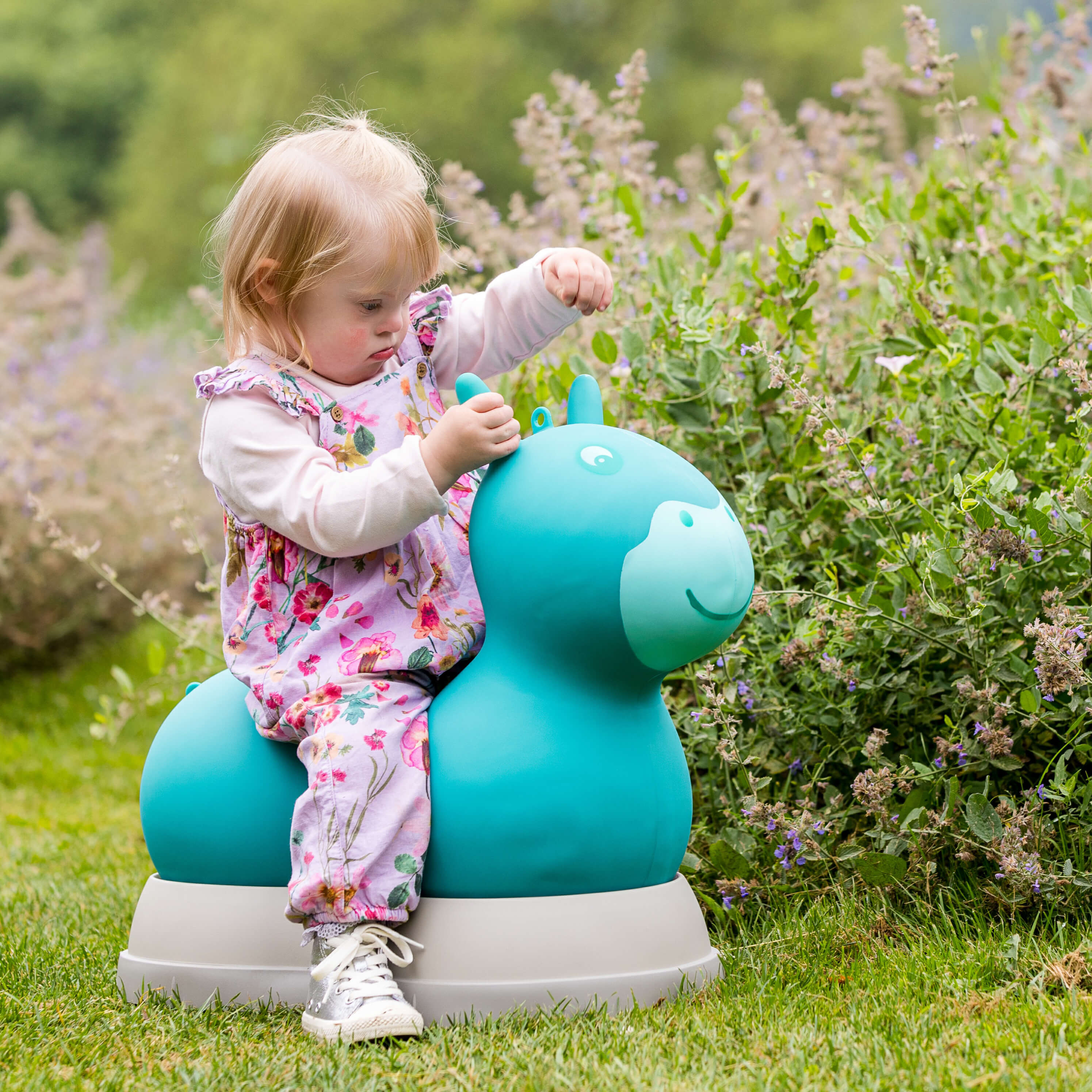 Micro Ride on Space Hopper: Aqua - Image 9