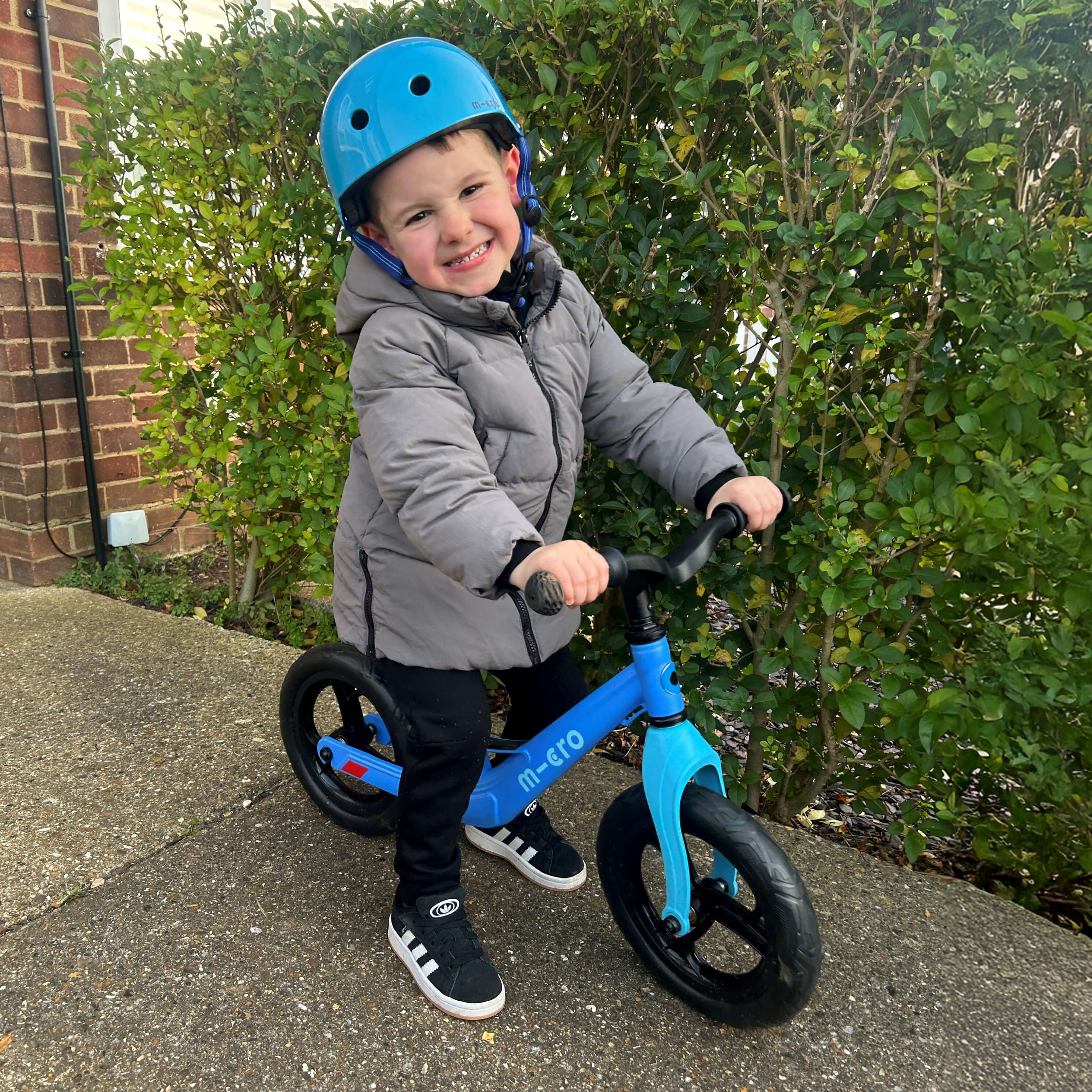 Micro Balance Bike Lite: Blue - Image 10