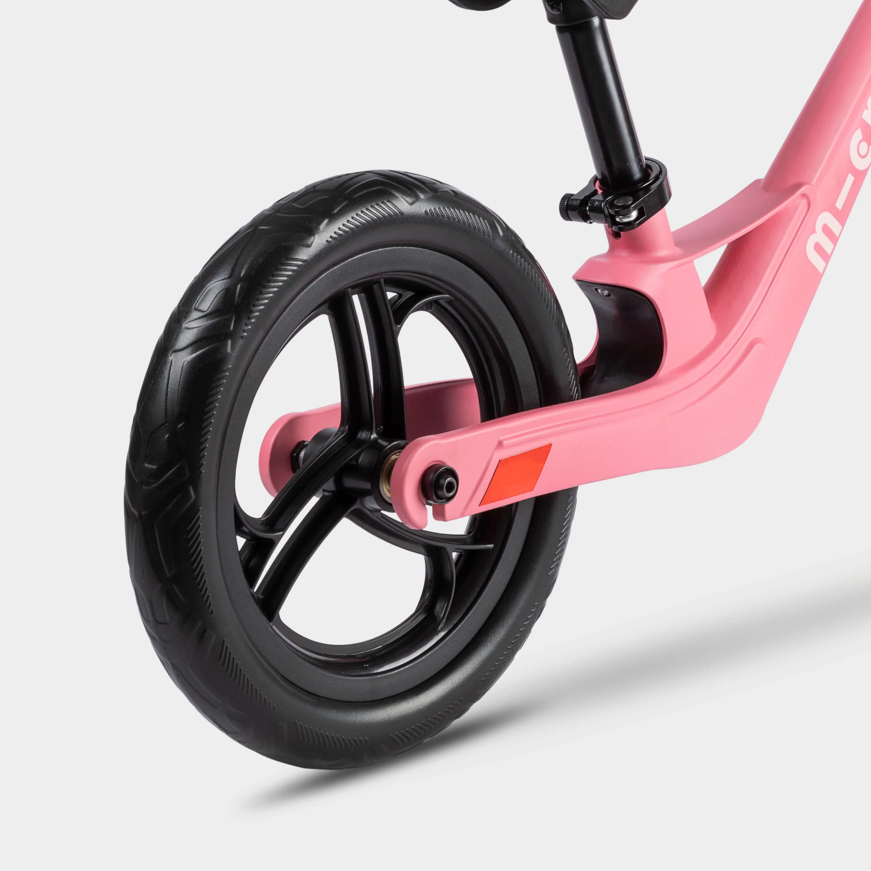 Micro Balance Bike Lite: Pink - Image 4