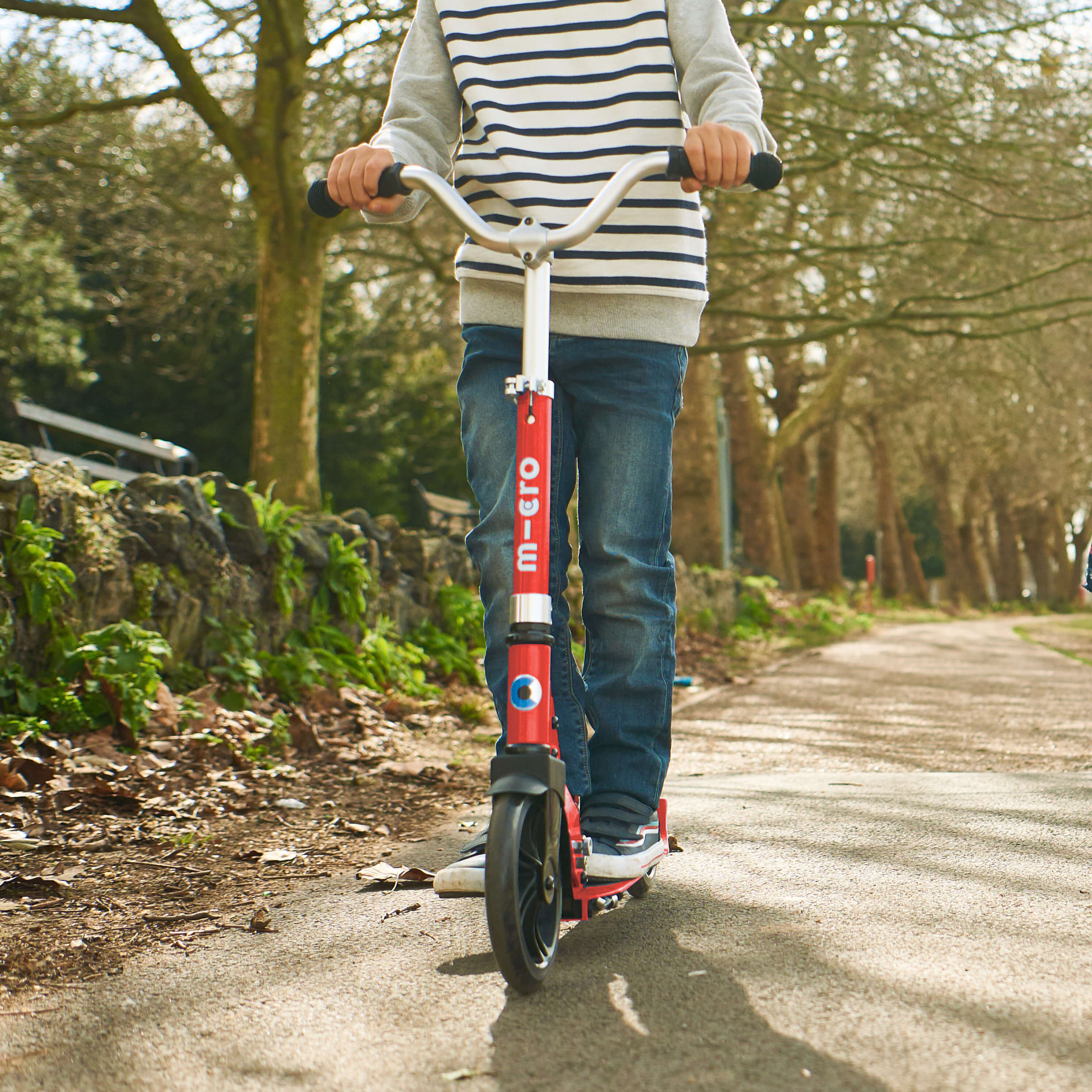 Micro Cruiser: Red - Image 4
