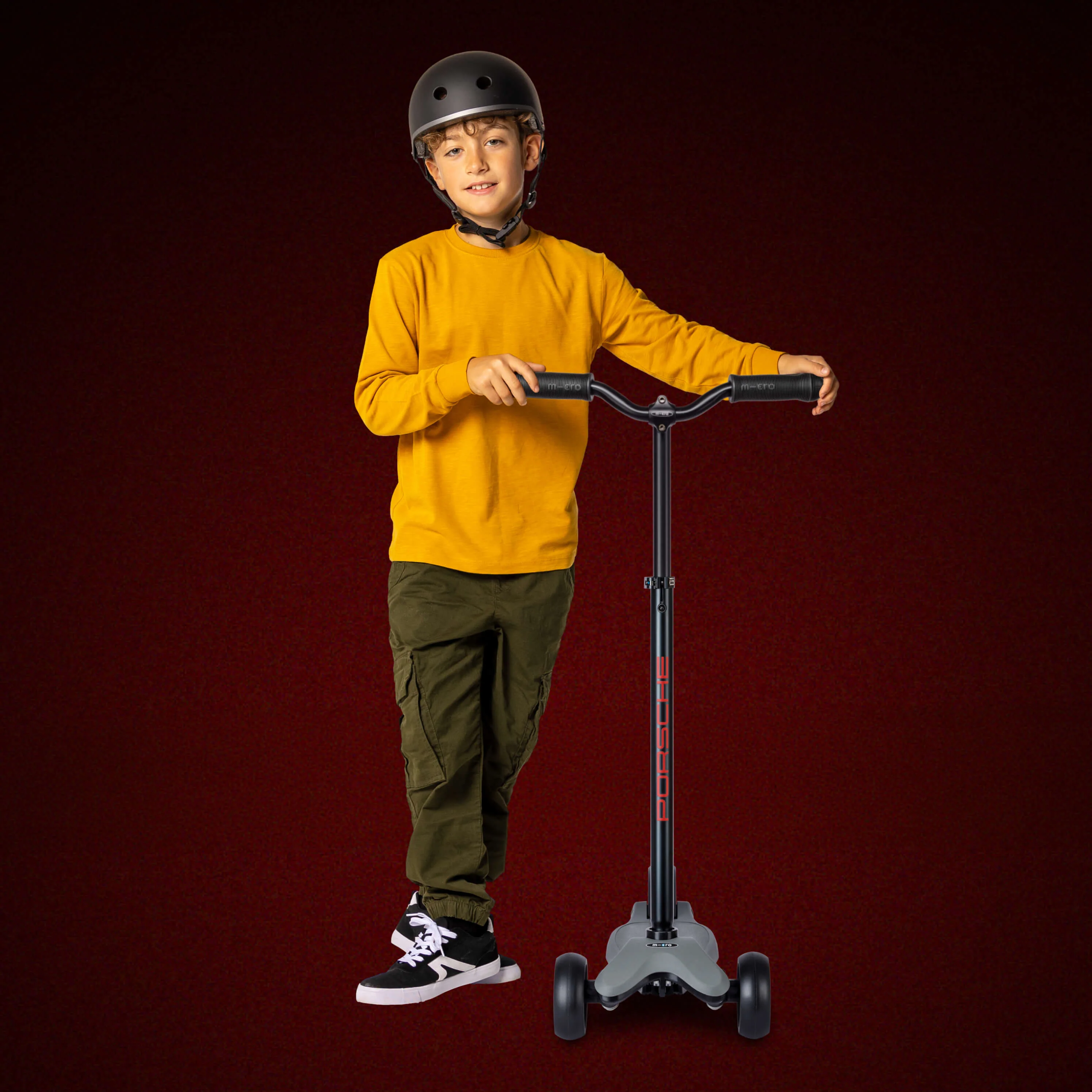 Micro Kickboard Deluxe LED Porsche Edition: Metallic Stone Grey - Image 8