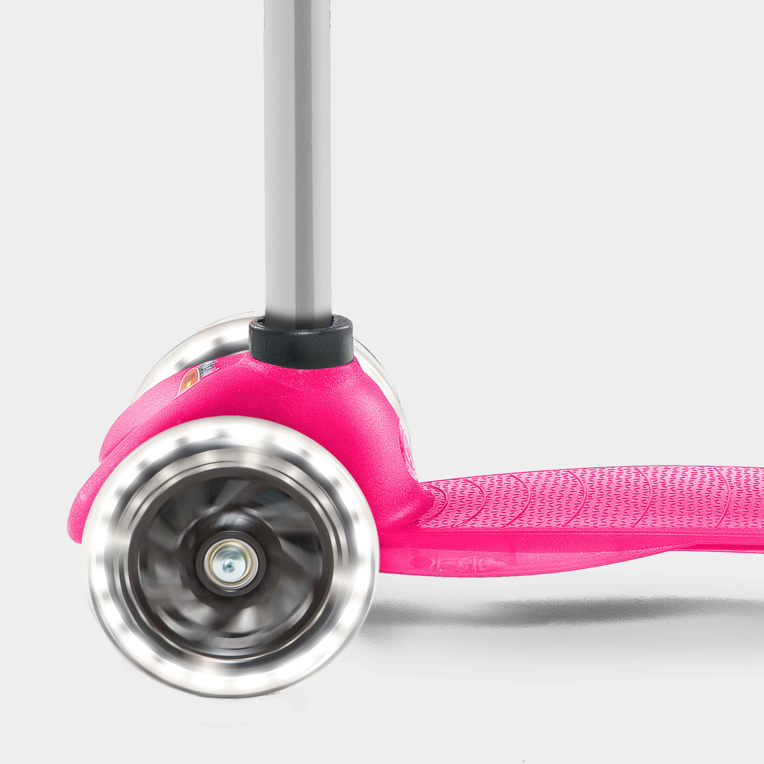 Mini Classic Plus LED: Pink - Image 4