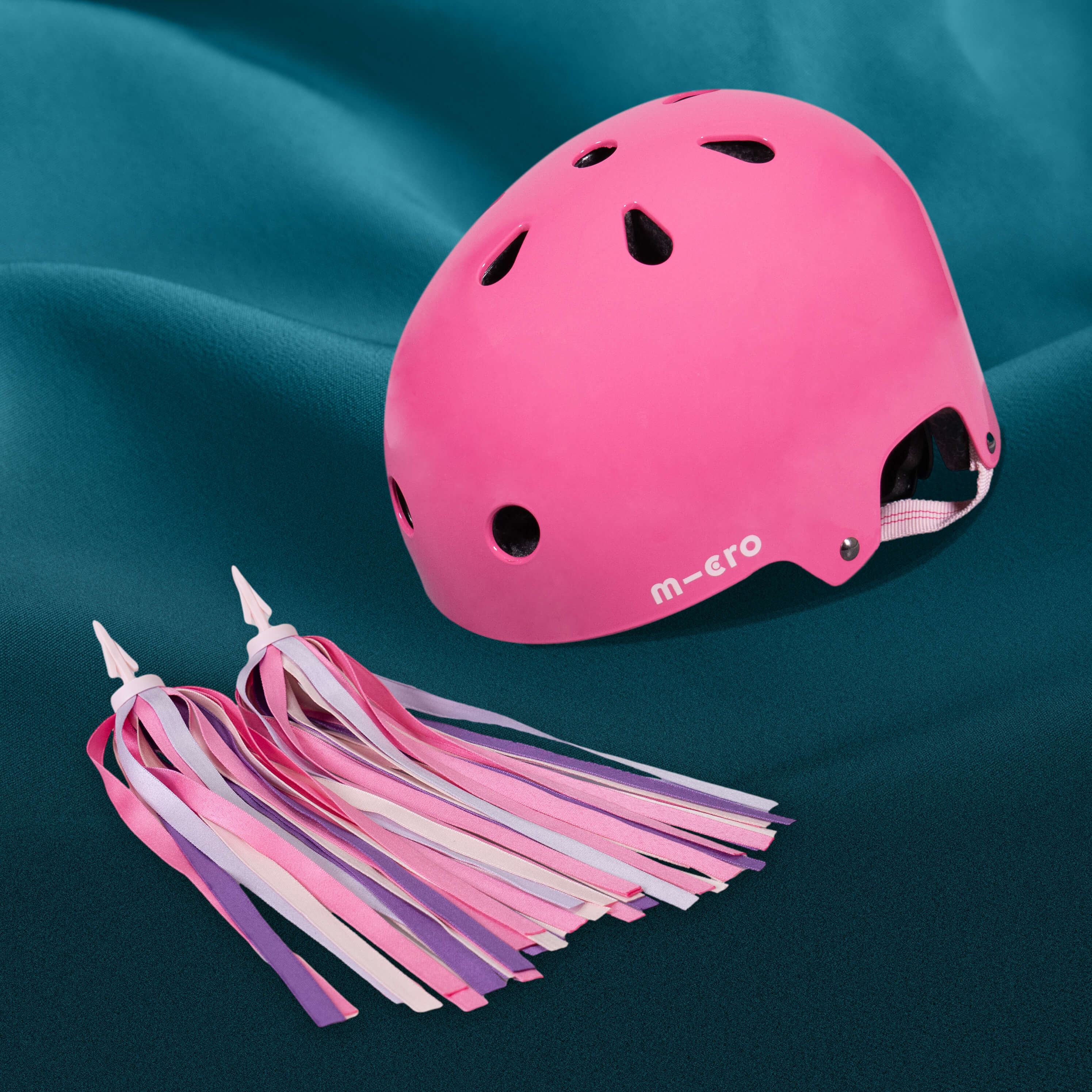 The Essential Set (Helmet & Ribbon)